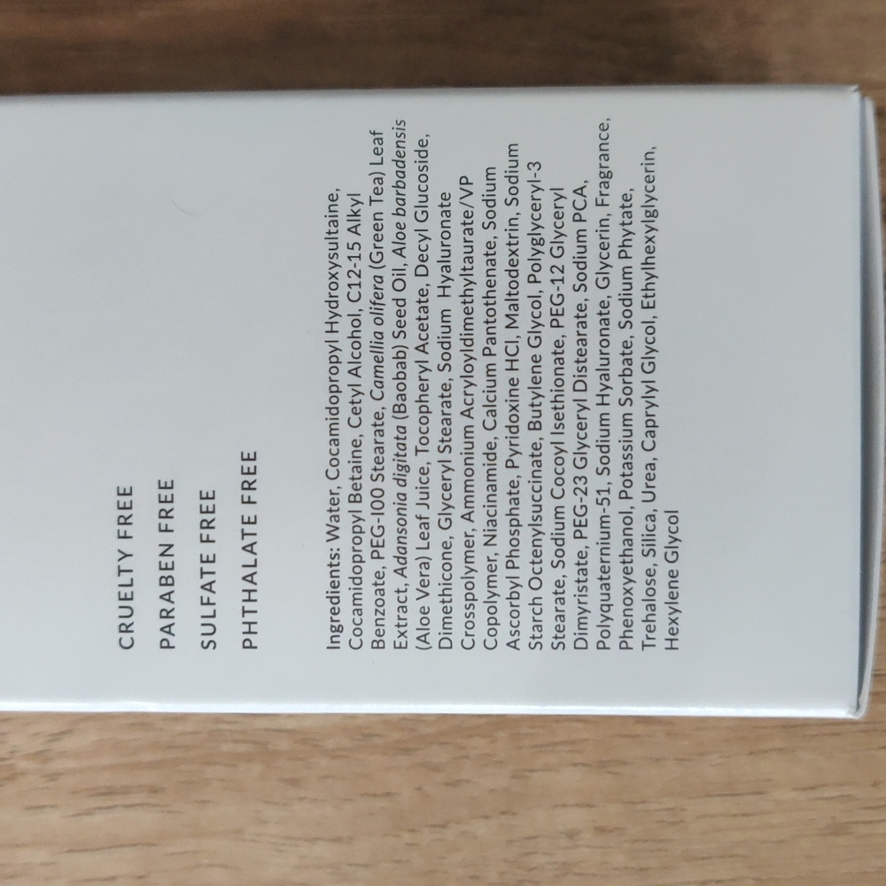NWT Bellame Hydrating Cleanser - Picture 2 of 5
